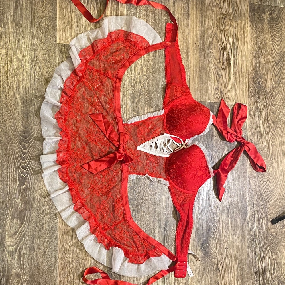 Victoria's Secret Red and White Lace Bra Set